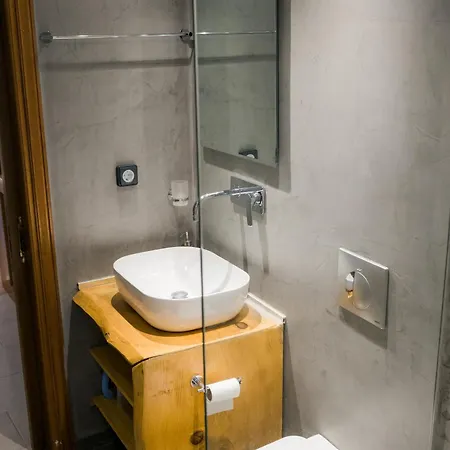 Eri Holiday home *
